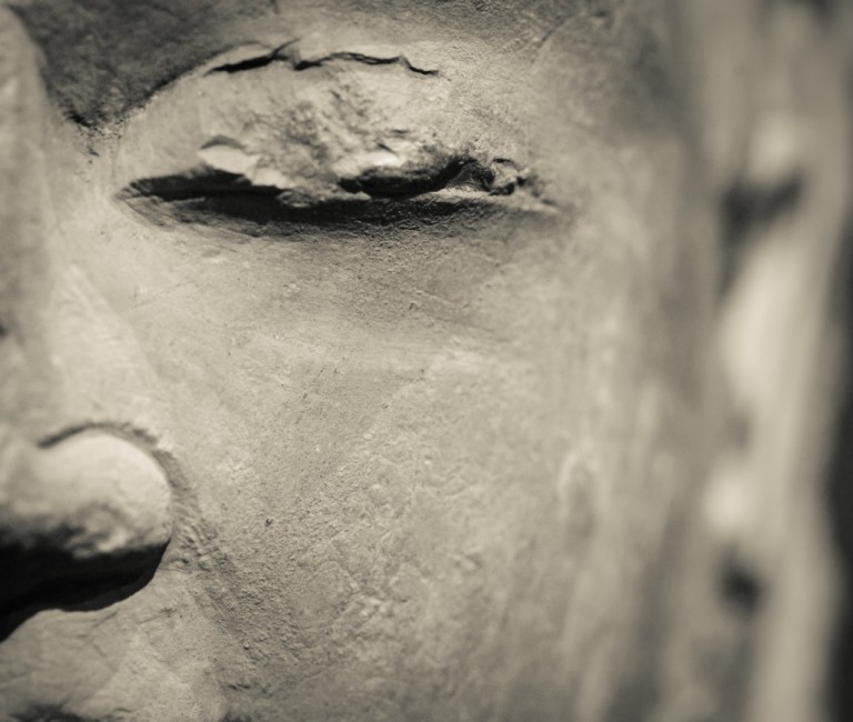 Buddha Figur aus Stein